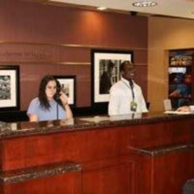 фото отеля Hampton Inn & Suites Largo