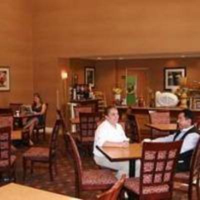 фото отеля Hampton Inn & Suites Largo
