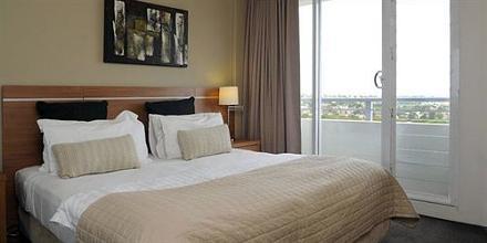 фото отеля Park Regis Concierge Apartments