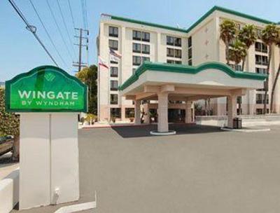 фото отеля Wingate by Wyndham Los Angeles International Airport LAX