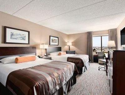 фото отеля Wingate by Wyndham Los Angeles International Airport LAX