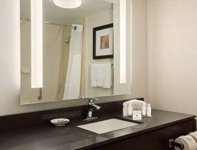 фото отеля Wingate by Wyndham Los Angeles International Airport LAX