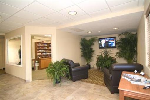 фото отеля Candlewood Suites Columbia-Ft. Jackson