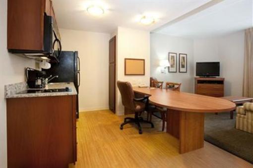 фото отеля Candlewood Suites Columbia-Ft. Jackson