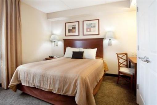 фото отеля Candlewood Suites Columbia-Ft. Jackson