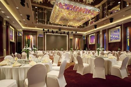 фото отеля Crowne Plaza Shenyang Parkview