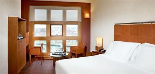 фото отеля Melia Bilbao
