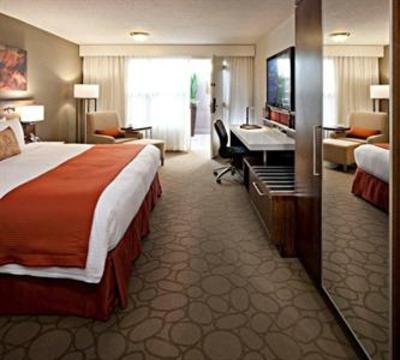 фото отеля Delta Calgary South