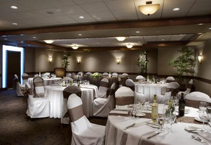 фото отеля Delta Calgary South