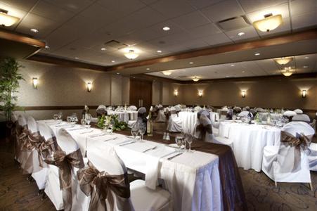 фото отеля Delta Calgary South