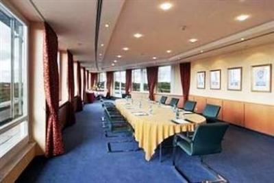 фото отеля Crowne Plaza Hotel Schwerin