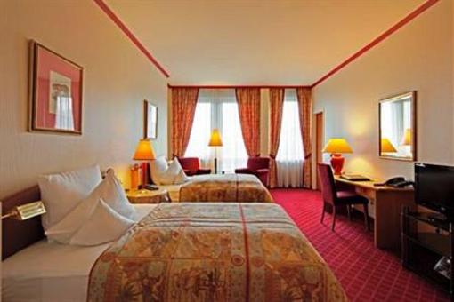 фото отеля Crowne Plaza Hotel Schwerin