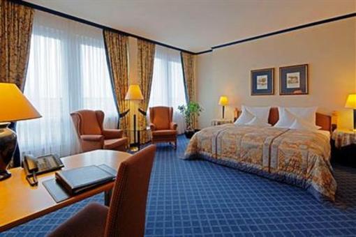 фото отеля Crowne Plaza Hotel Schwerin