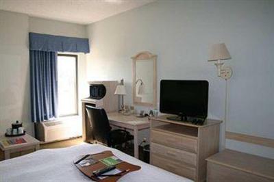 фото отеля Hampton Inn Naples I-75