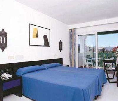 фото отеля Hotel Club Cala d'Or Gardens Santanyi