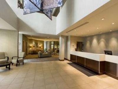 фото отеля Ramada Hotel on the Bay Conference Resort - Belleville