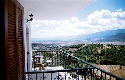 фото отеля Guesthouse Arsenis