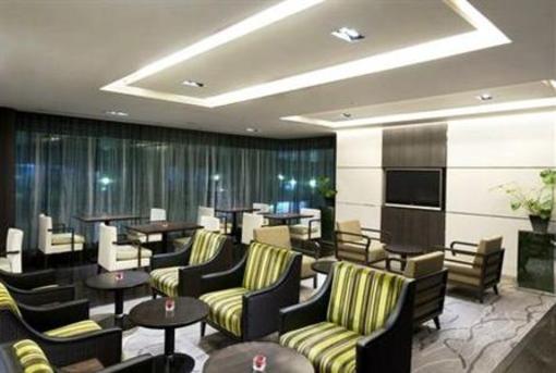 фото отеля ANA Crowne Plaza Hakata