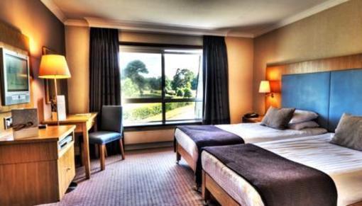 фото отеля Champneys Tring