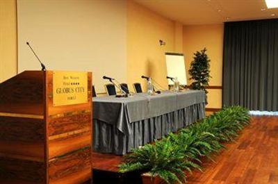 фото отеля BEST WESTERN Premier Hotel Globus City