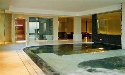 фото отеля BEST WESTERN Premier Hotel Globus City