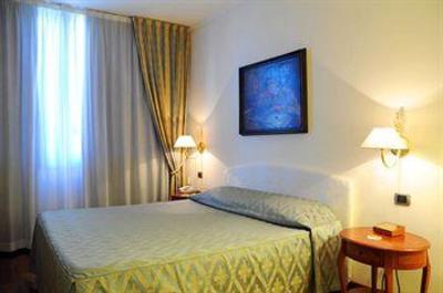 фото отеля BEST WESTERN Premier Hotel Globus City