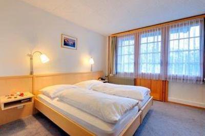 фото отеля Hotel Alpenruh Murren