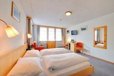 фото отеля Hotel Alpenruh Murren