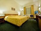 фото отеля Ramada Airport Hotel Prague