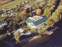 Elmhirst's Resort