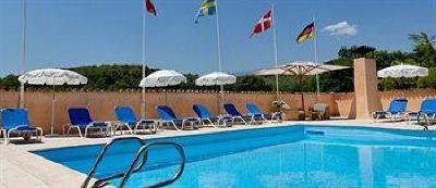 фото отеля Chateau De La Begude Hotel Opio