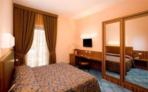 фото отеля Grand Hotel Due Golfi