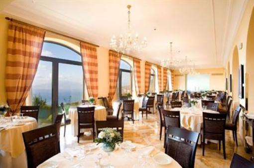 фото отеля Grand Hotel Due Golfi