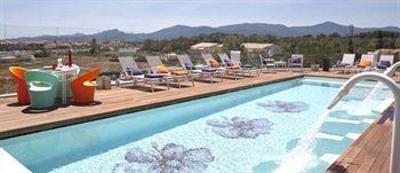 фото отеля L'Ile De La Lagune Hotel Saint-Cyprien