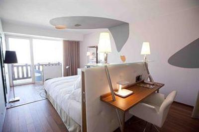 фото отеля L'Ile De La Lagune Hotel Saint-Cyprien