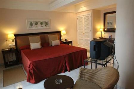 фото отеля Hotel Guadacorte Park Los Barrios