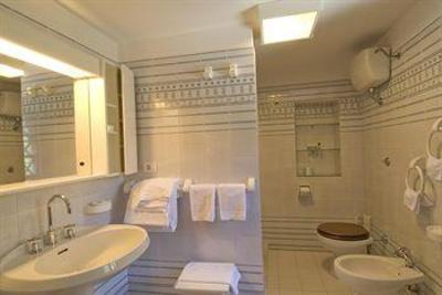 фото отеля Hotel Lucrezia