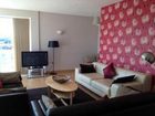 фото отеля Pilling's Lock Marina Penthouse
