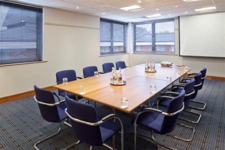 фото отеля Holiday Inn Reading South M4 Jct.11