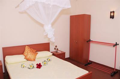 фото отеля Avon Hikkaduwa Guest House