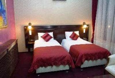 фото отеля Daily Plaza Hotel