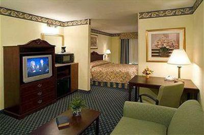 фото отеля Country Inn & Suites Tampa/Brandon