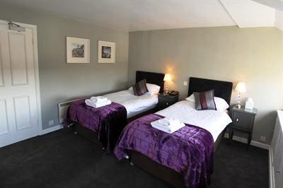 фото отеля The Bell Hotel Charlbury