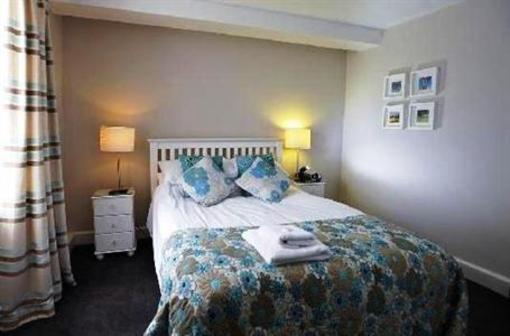 фото отеля The Bell Hotel Charlbury