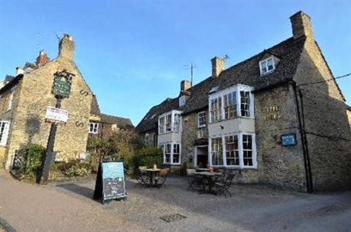 фото отеля The Bell Hotel Charlbury