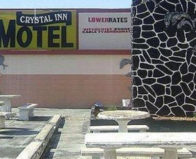 фото отеля Crystal Inn Motel Holiday