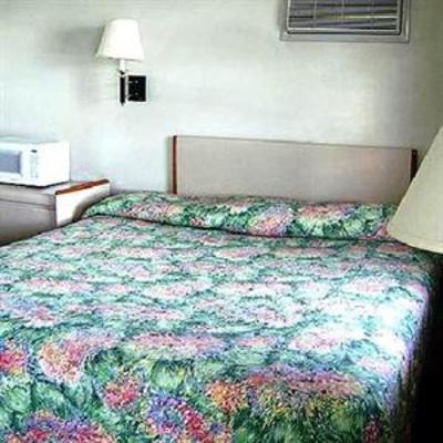 фото отеля Crystal Inn Motel Holiday