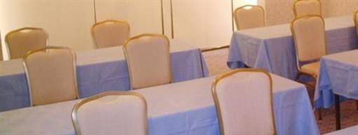 фото отеля Itami City Hotel