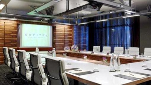 фото отеля Sofitel London Gatwick