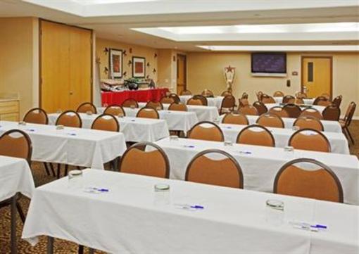 фото отеля Holiday Inn Express & Suites Modesto-Salida